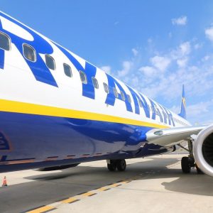 Aerei, l’estate calda delle low cost: scioperi di Ryanair e Vueling