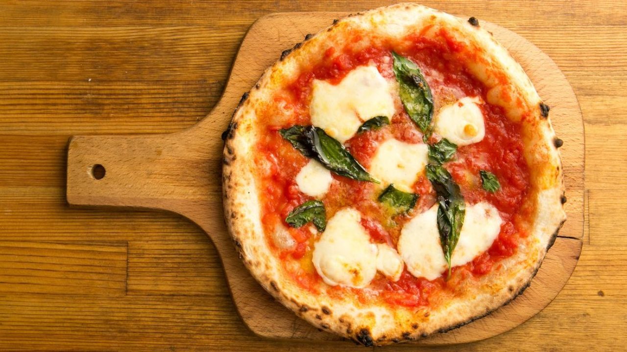 Pizza Napoletana: начинается мировое турне по борьбе с контрафактной  продукцией - FIRSTonline