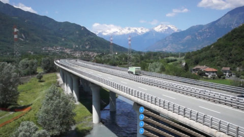 Terremoti, incendi, inondazioni: al via in Italia la prevenzione grandi rischi su strade, ponti, ferrovie