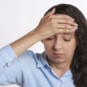 Emicrania: ecco quanto costa avere mal di testa
