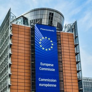 Conti pubblici, lettera alla Ue ma senza tagli sulle riforme simbolo