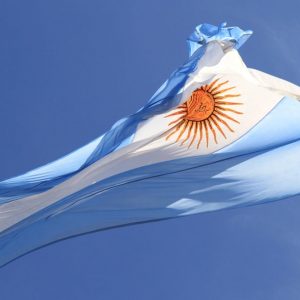Argentina al voto: tornano i peronisti in un Sudamerica in fiamme
