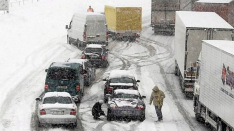 Maltempo: Autobrennero, 12 km di fila per neve