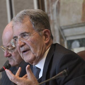 Prodi: “La terribile decisione distruttrice di Hamas e le reazioni di Israele ci spingono verso un futuro sempre più pericoloso”