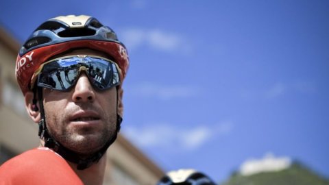 Giro di Lombardia: Nibali cerca il tris sfidando Roglic e Bernal