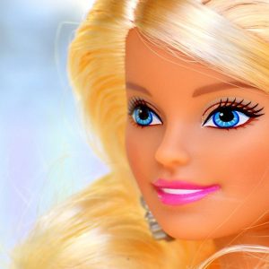 ACCADDE OGGI – 60 anni fa entra in commercio la prima Barbie