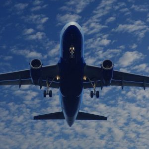 Trasporto aereo da record: profitti delle compagnie aeree a 30,5 miliardi nel 2024 e quasi 5 miliardi di viaggiatori