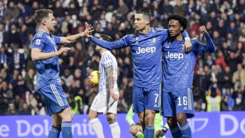 La Juve vince e consolida il primato, Lazio a Genova, rinvio per l’Inter
