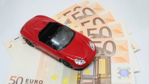 Incentivi auto 2024 al via: arrivano i nuovi ecobonus. Risorse per 950 milioni di euro: a chi spettano e come richiederli