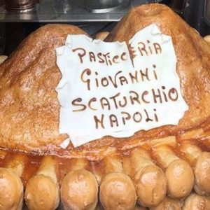 Le Figaro: otto santuari gastronomici da non perdere a Napoli