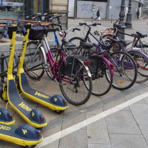 Mobilità: in Italia nel 2035 il 18% sarà su mezzi alternativi