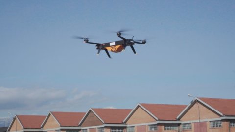 Droni elettrici per trasporto merci: il test di Leonardo
