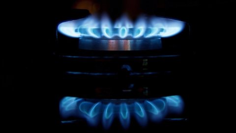 Pacchetto Gas Ue: trappole e benefici delle nuove regole tra prezzi alle stelle e scenari in movimento
