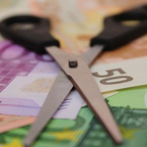 Pensioni d’oro: “Necessario ridurle”.  E i grandi patrimoni “vanno tassati”. Il monito dell’Ocse all’Italia sui conti pubblici