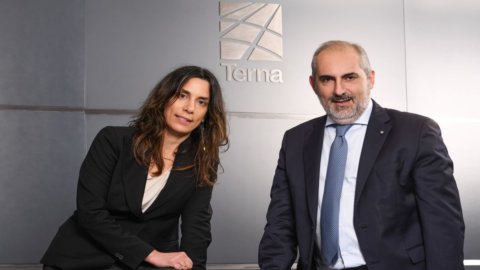 Terna: inaugura Tyrrhenian Lab per favorire la transizione energetica e si prepara al sì europeo al Tunisian Link