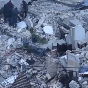 Terremoto in Turchia e Siria: due forti scosse di magnitudo 7.8 e 7.5, migliaia di morti e feriti. Erdogan: “Il più grande disastro dal 1939”