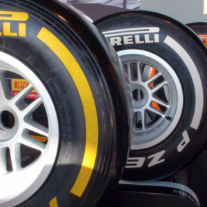 Pirelli chiude il 2023 sopra le attese e aggiorna il piano al 2025: al rialzo la politica dei dividendi