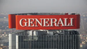 Generali anticipa l’assemblea a fine aprile: lo scontro tra Mediobanca e Caltagirone-Delfin si avvicina. E Unicredit?