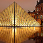 Tutti i numeri di un grande museo: il Louvre di Parigi. Da fortezza a galleria universale