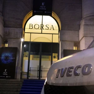 Iveco: spin-off Difesa e conti 2024 spingono il titolo a Piazza Affari. Dividendo più ricco e nuovo buyback