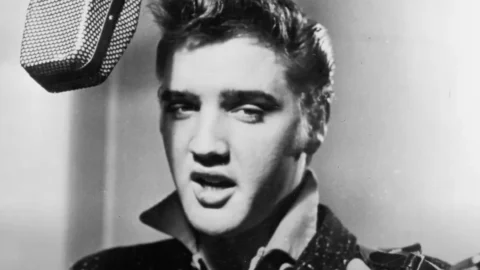 Accadde oggi – 16 agosto 1977: 47 anni dalla morte di Elvis Presley: il mito, la leggenda, il Re del Rock ‘n’ Roll