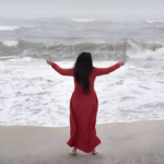 Christie’s: Marina Abramovic e altri artisti donano una propria opera a favore di “Blu Marine” per la salvaguardia degli oceani