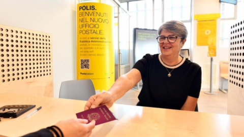 Poste Italiane: da oggi il servizio passaporti è disponibile nelle città di Bologna, Verona e Cagliari