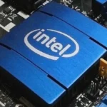 Intel scorpora le fonderie e sospende gli investimenti in Europa: titolo in rally