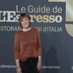 Le Guide de L’Espresso dei ristoranti e dei vini italiani 2025 rendono omaggio a due donne: Antonia Klugmann e Marina Cuomo