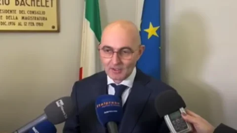 Csm, Fabio Pinelli e l’insostenibile leggerezza di un vicepresidente che colleziona gaffes e non conosce il galateo verso il Quirinale