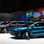 Byd rivoluziona la ricarica elettrica: 400 km in 5 minuti, il doppio dei Supercharger di Tesla