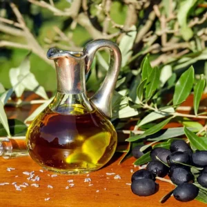 Olio: nasce Lucca Olive Oil You, ambasciatore delle produzioni olearie d’eccellenza per promuovere il patrimonio enogastronomico lucchese