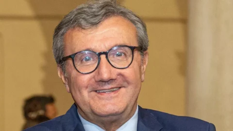 La crisi dell’industria è innegabile: “l’Europa risponda a Trump unita e segua le ricette di Draghi e Letta”: parla Franco Mosconi