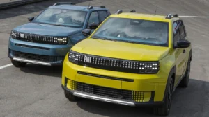 Fiat Grande Panda: Stellantis cambia marcia e lancia la versione ibrida prima dell’elettrica