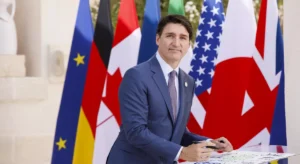 Guerra dei dazi: Messico, Canada e Cina rispondono a Trump