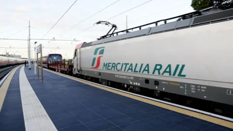 Polo Logistica Fs: partono i collegamenti per trasportare su ferro le nuove metro di Milano