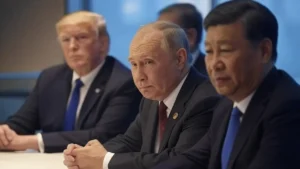 Trump vuole Putin di nuovo nel G7 e accelera con la Russia sulla pace in Ucraina: ira di Zelensky e porte chiuse all’Europa