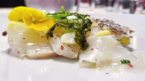 La ricetta del carpaccio di Baccalà dello chef Paolo Gramaglia, la scommessa di una cucina stellata che si può fare in casa