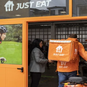 Prosus mangia Just Eat per 4 miliardi: nasce il quarto colosso mondiale del food delivery