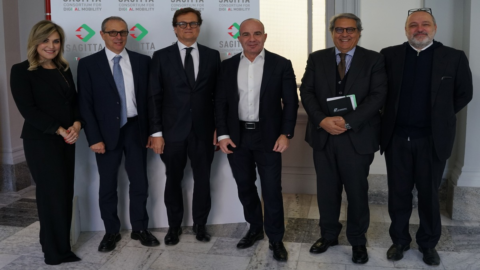 Almaviva e Gruppo Fs insieme per la mobilità digitale: nasce il consorzio Sagitta