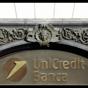 Borsa, Unicredit a picco: il gruppo ha una controllata in Ucraina