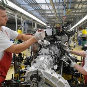 Germania, industria oltre le attese: produzione +1,6% a gennaio
