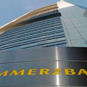 Commerzbank annuncia swap azionario per aumentare solidità patrimoniale