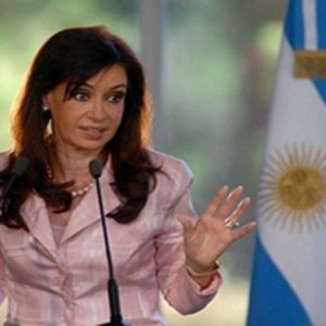 Elezioni Argentina, trionfo dell’anti-Kirchner