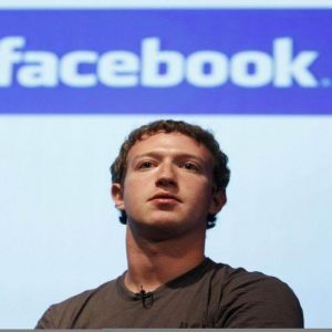 Facebook perde il 3,3% a Wall Street dopo l’inchiesta di Bloomberg sugli scontri con la Sec