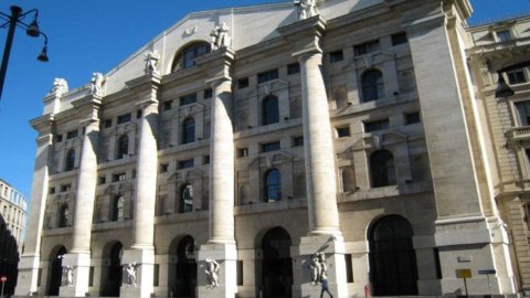 Accordo a 25 in Europa sul patto di bilancio: Monti firma la regola d’oro anti-deficit