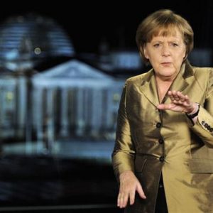 Monti a Merkel :”Superata la fase più acuta”. Merkel: “Ammiro il coraggio del Governo italiano”