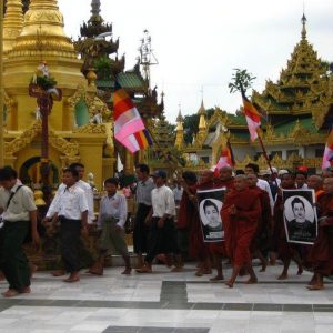 Eni vola in Myanmar: attivi per sei anni due blocchi onshore