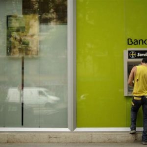 Banche, Spagna: comincia il rimbalzo dopo il declassamento