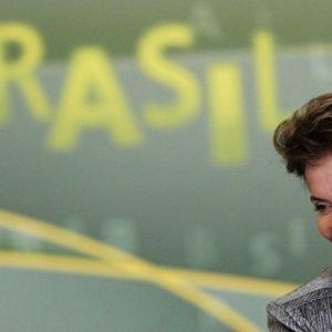 Brasile: produzione industriale ferma al 2007, cala la fiducia tra gli imprenditori
